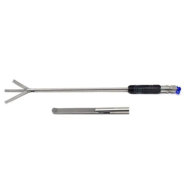 Fan Retractor with 4 Blades